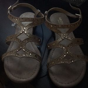 Arizona Jean Co. Size 6M Taupe